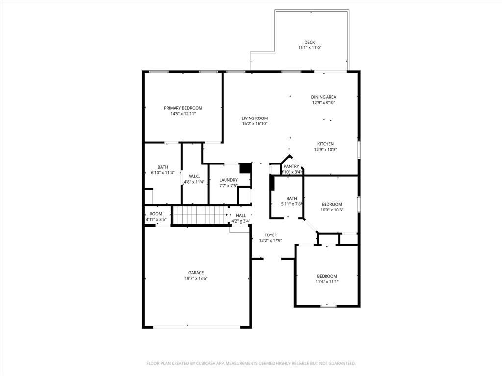 412 Spruce Lane Houston, PA 15342 - Photo 6 of 44 Main-level living...