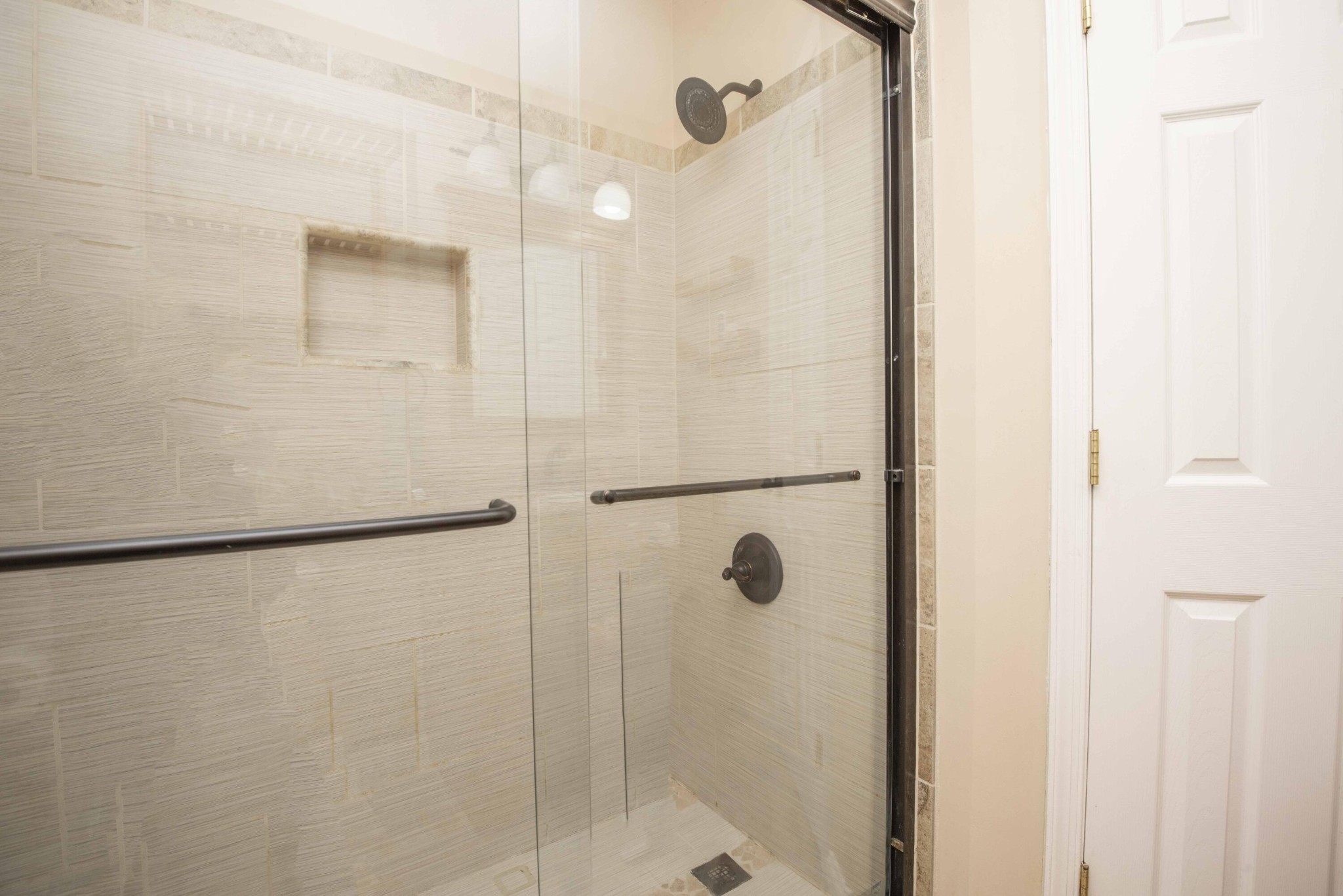 2405 Chimney Ridge Road Knoxville, TN 37923 - Photo 13 of 36 Gallery Image 13