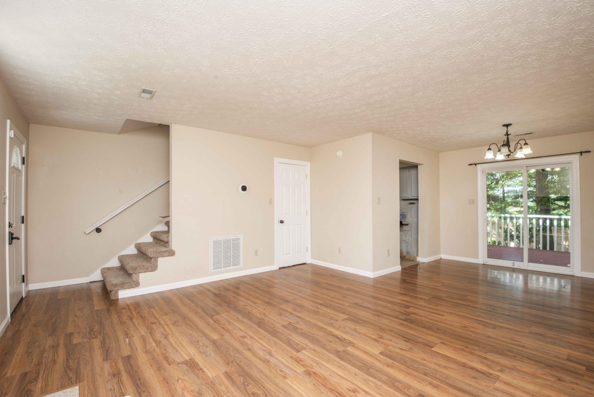 2405 Chimney Ridge Road Knoxville, TN 37923 - Photo 9 of 36 Gallery Image 9