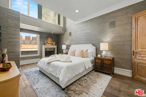 $1,625,000 | 2408 34th Street, Unit 4, Santa Monica, CA 90405