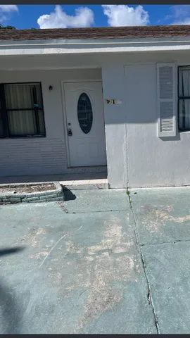 $3,200 | 911 South B Street, Lake Worth Beach, FL 33460