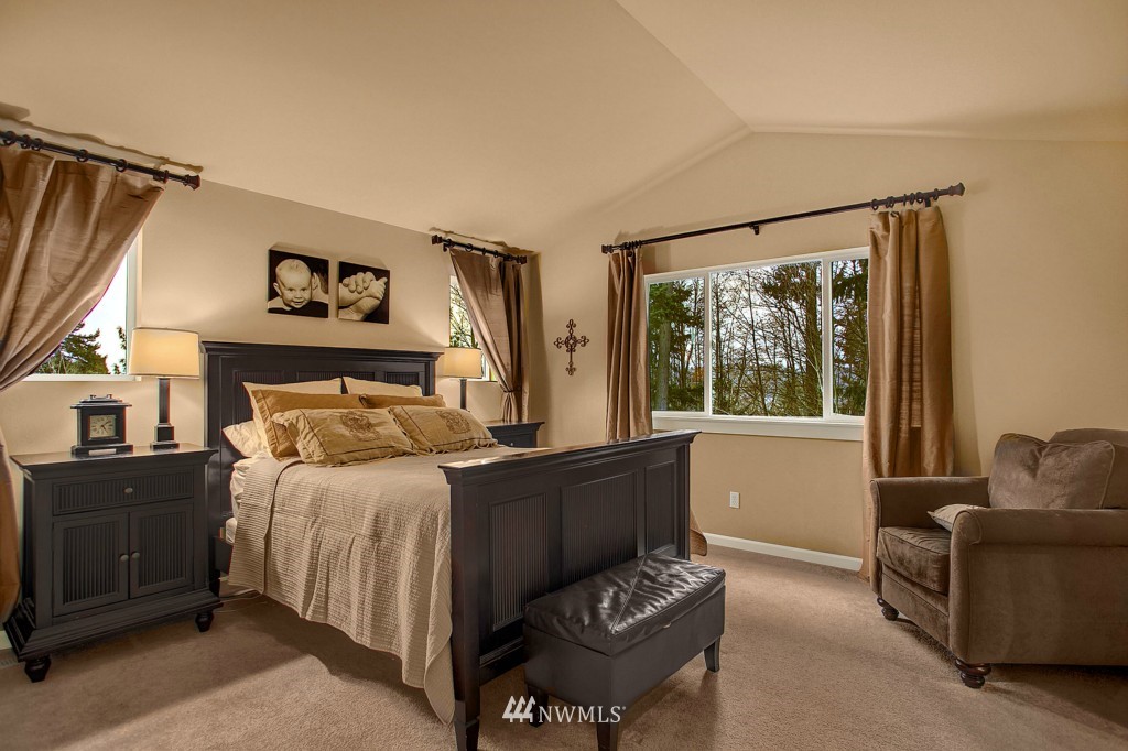 17020 15th Drive Southeast Bothell, WA 98012 - Photo 7 of 14 Gallery Image 7