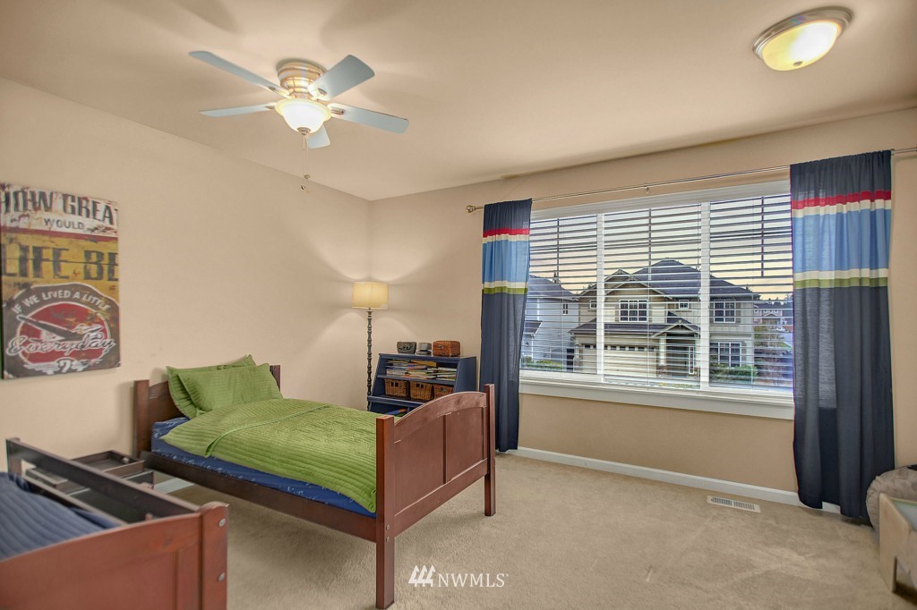 17020 15th Drive Southeast Bothell, WA 98012 - Photo 10 of 14 Gallery Image 10