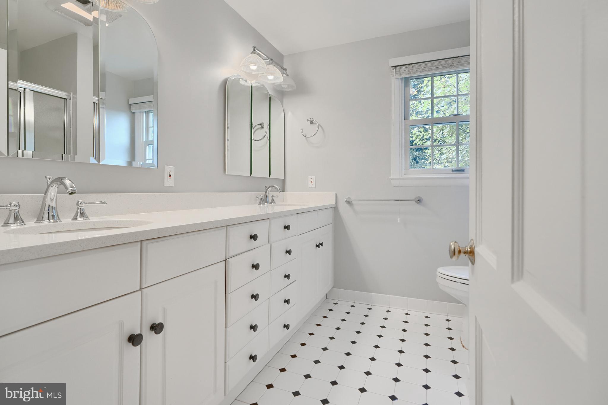 2304 Ravenview Road Lutherville-Timonium, MD 21093 - Photo 31 of 49 Gallery Image 31
