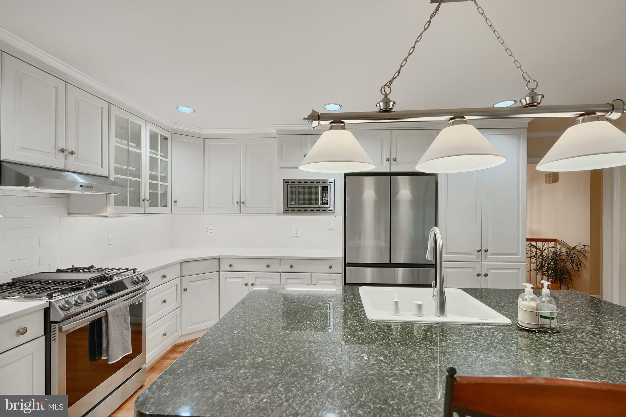 2304 Ravenview Road Lutherville-Timonium, MD 21093 - Photo 10 of 49 Kitchen