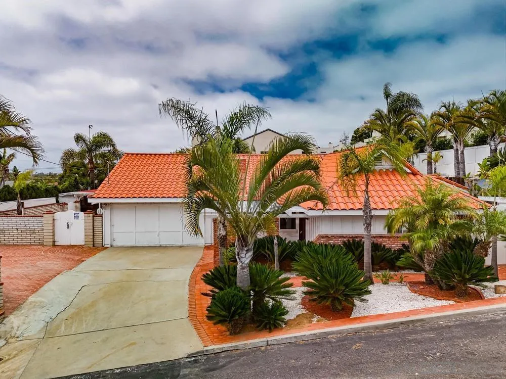 308 Leeann Lane Encinitas, CA 92024 - Photo 2 of 75