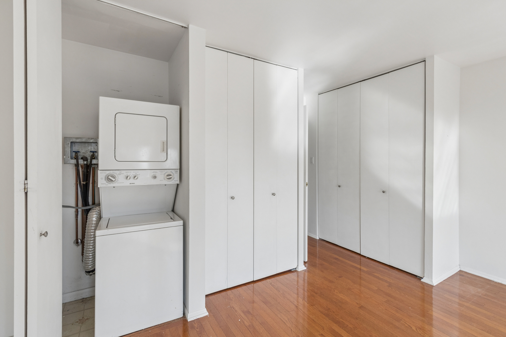 111 East Chestnut Street, Unit 25F Chicago, IL 60611 - Photo 13 of 19