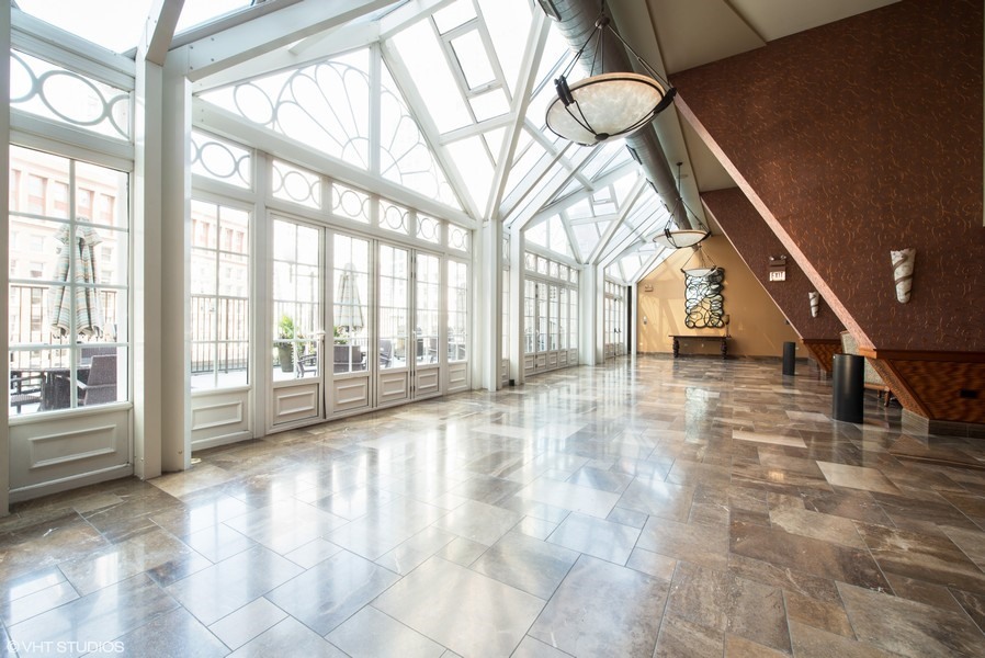 111 East Chestnut Street, Unit 25F Chicago, IL 60611 - Photo 17 of 19