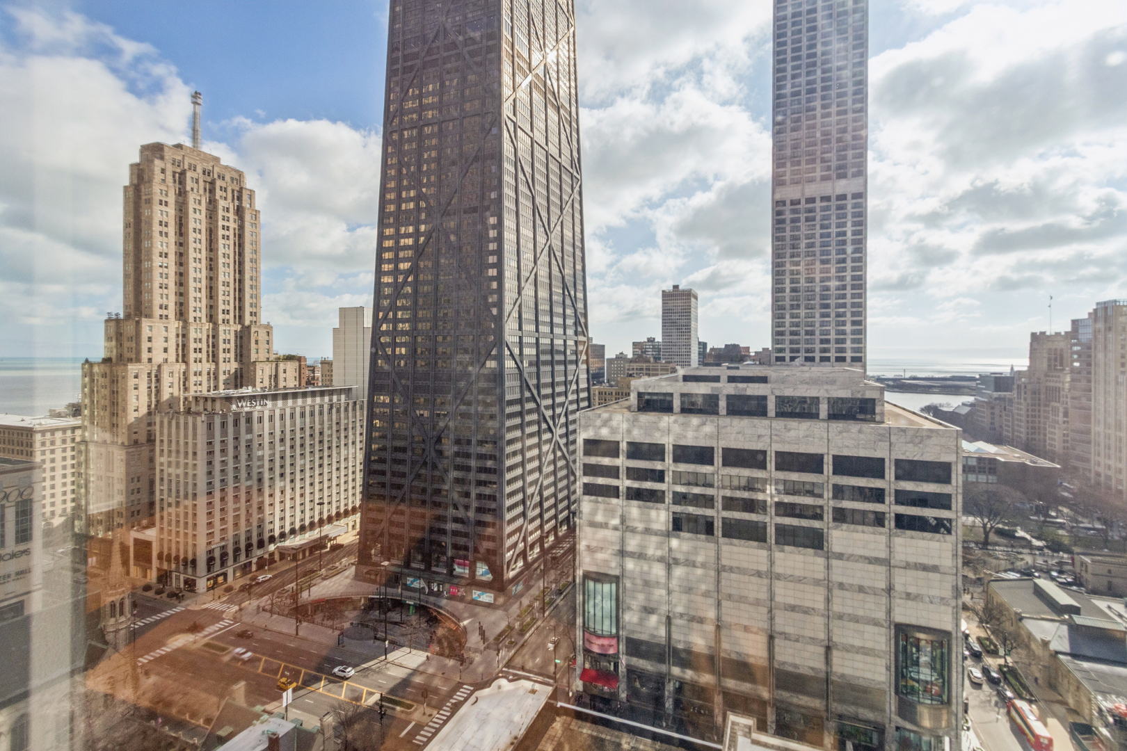 111 East Chestnut Street, Unit 25F Chicago, IL 60611 - Photo 2 of 19