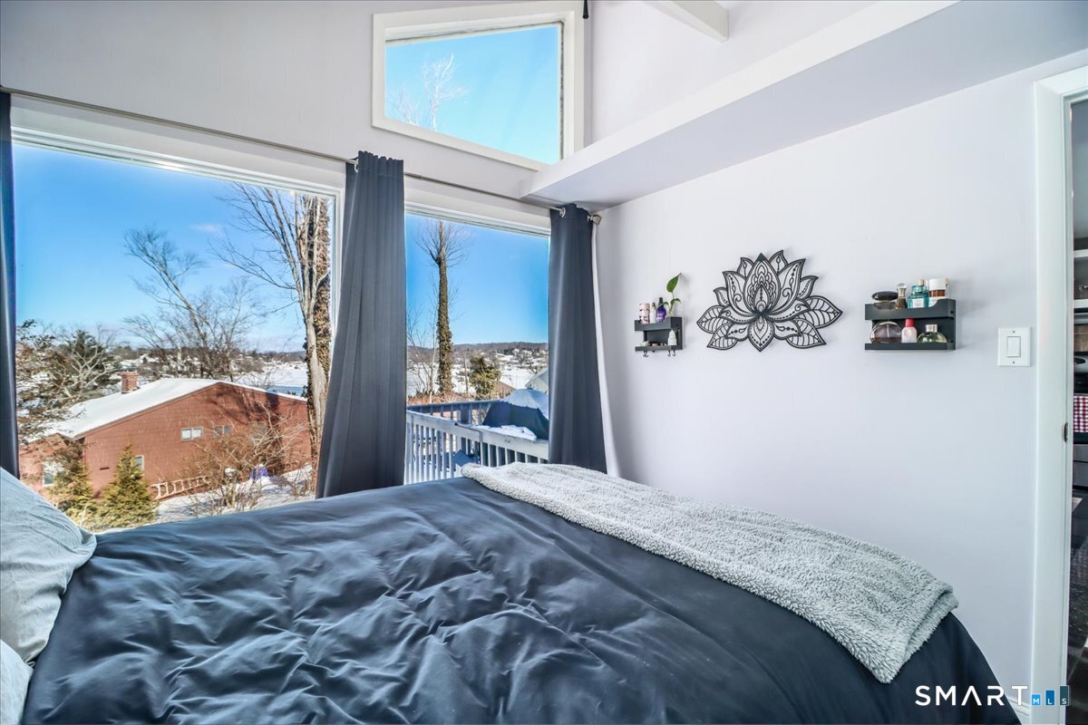 108 Forty Acre Mountain Road Danbury, CT 06811 - Photo 12 of 22