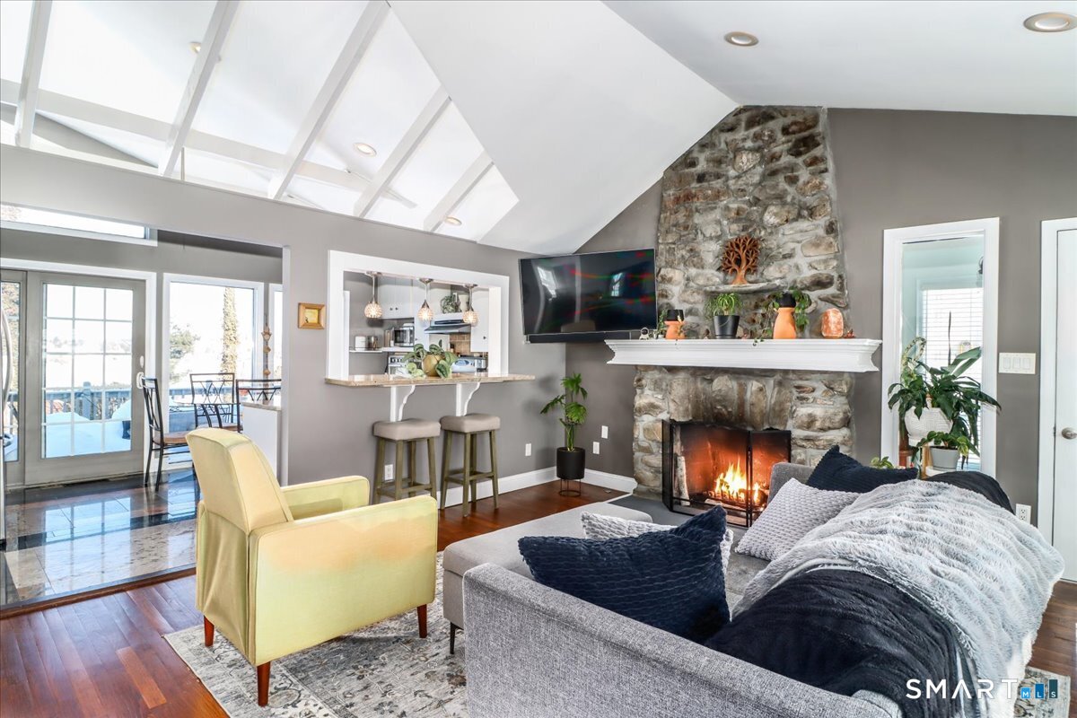 108 Forty Acre Mountain Road Danbury, CT 06811 - Photo 6 of 22