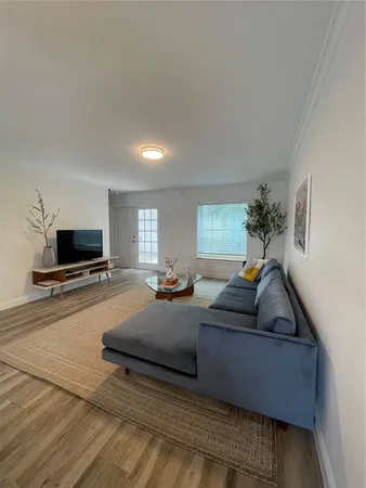 $3,500 | 2708 Northeast 14th Street Causeway, Unit 2, Pompano Beach, FL 33062