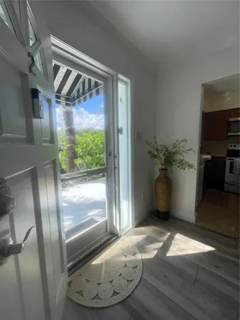 $3,500 | 2708 Northeast 14th Street Causeway, Unit 2, Pompano Beach, FL 33062