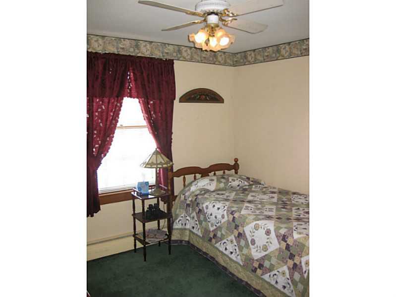 88 Summit Road Portsmouth, RI 02871 - Photo 13 of 22 Bedroom.