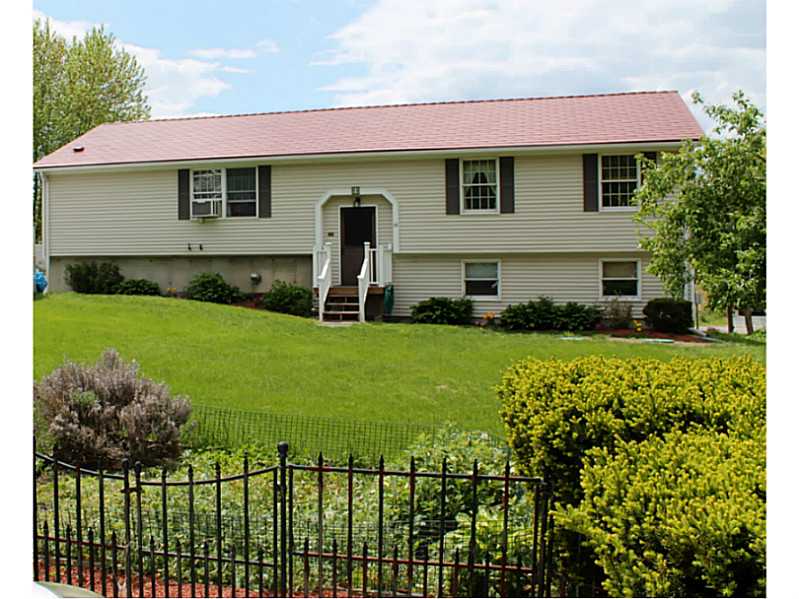 88 Summit Road Portsmouth, RI 02871 - Photo 4 of 22 Exterior Front.