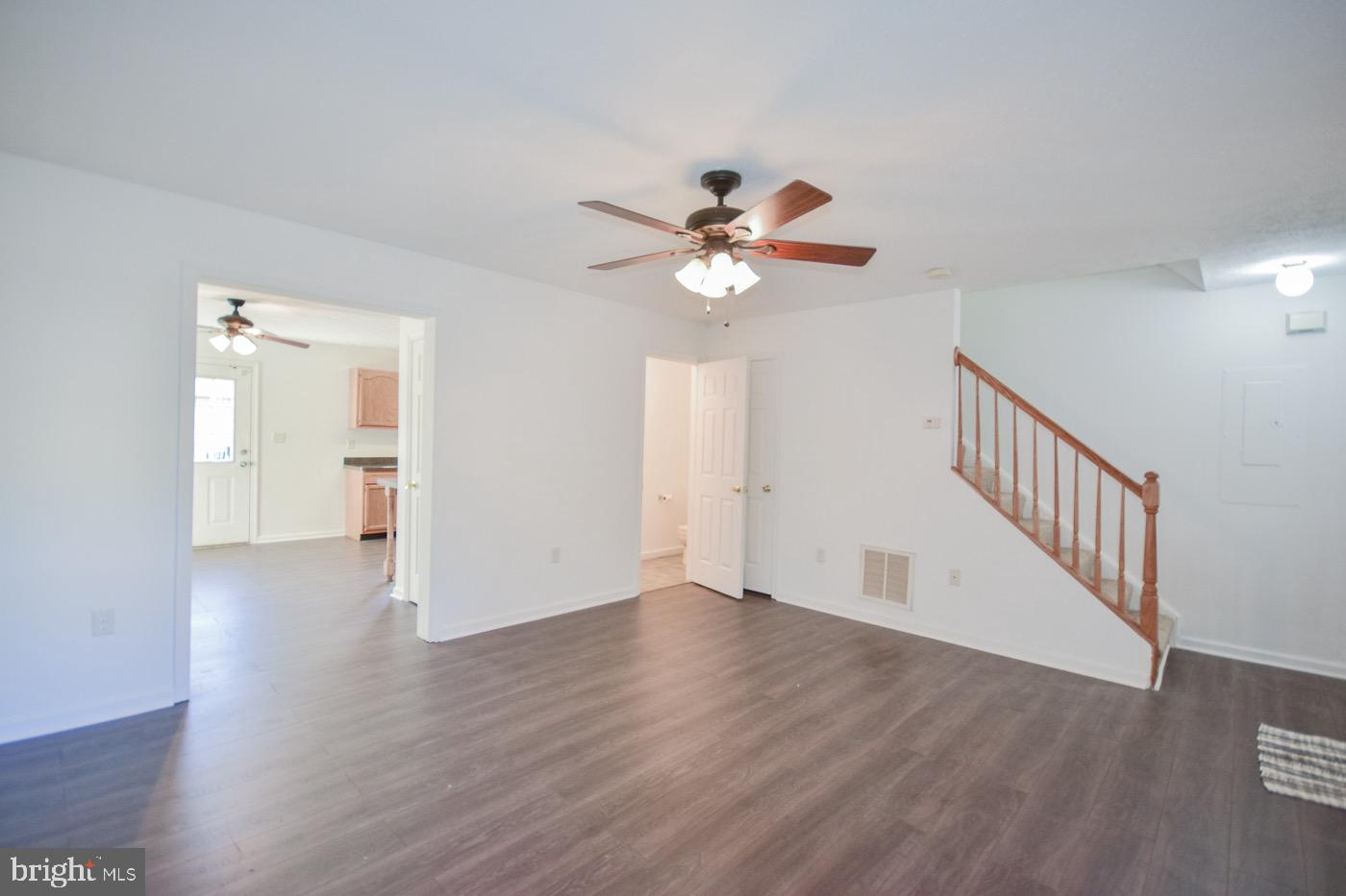 28 Jonathan Court Inwood, WV 25428 - Photo 6 of 35