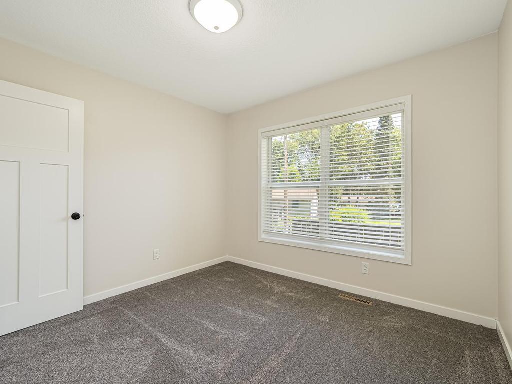 85 Maple Island Road Lakeville, MN 55044 - Photo 17 of 26 Gallery Image 17