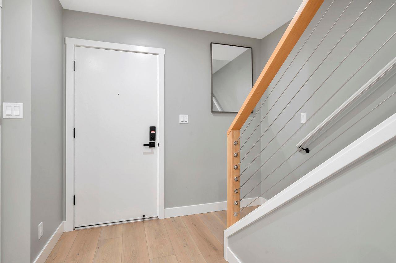 1181 Oddstad Boulevard Pacifica, CA 94044 - Photo 5 of 35