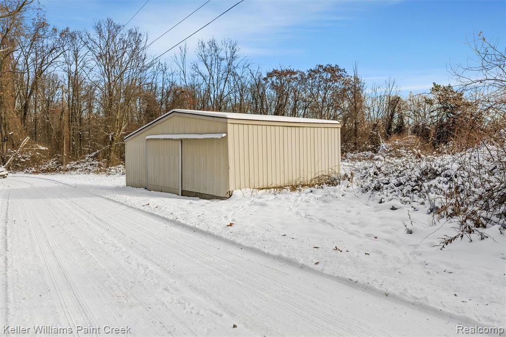 2390 Noble Road Oxford, MI 48370 - Photo 45 of 60 Gallery Image 45