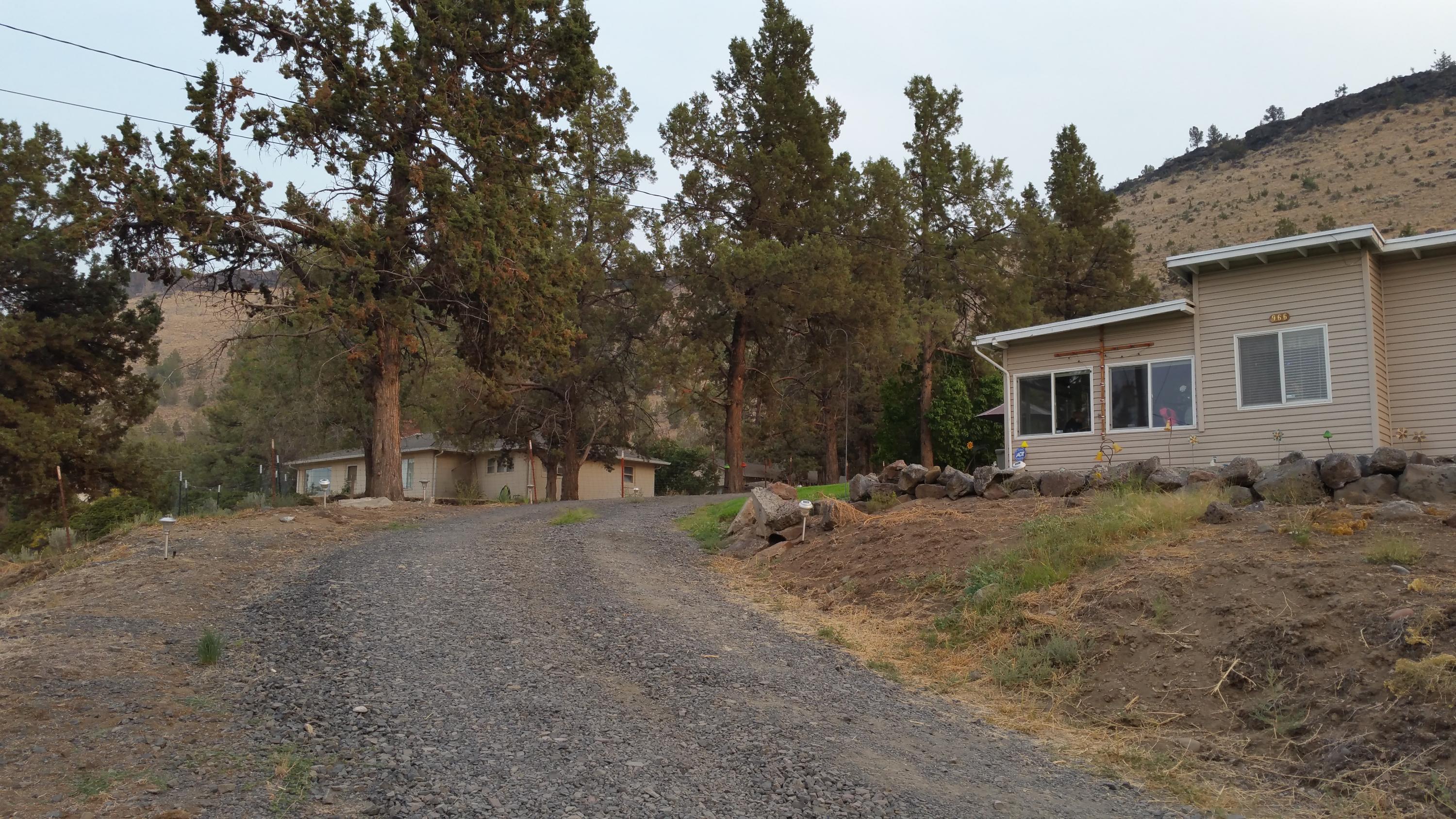 966 Southwest Crestview Road Prineville, OR 97754 - Photo 3 of 63 20150827_191138