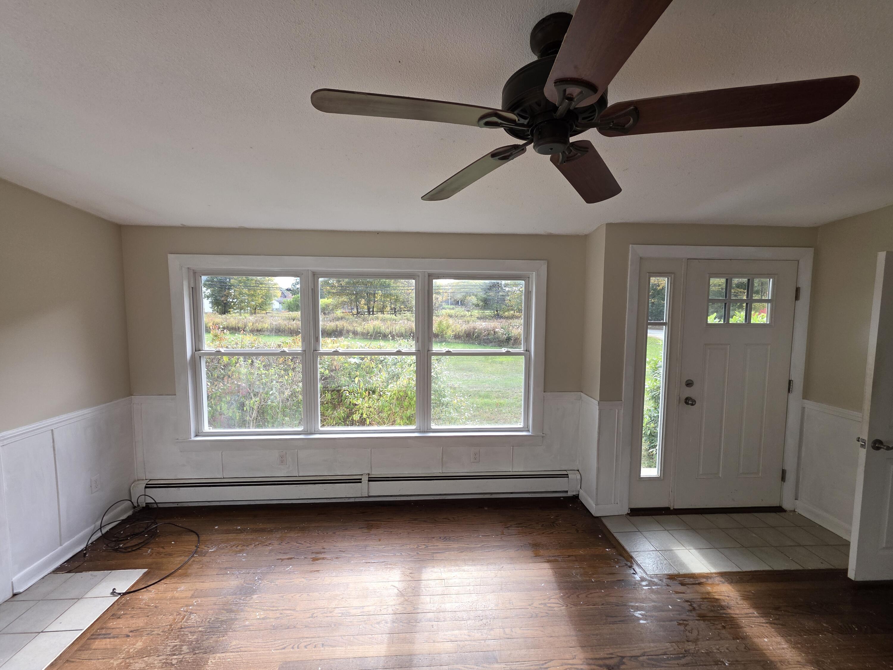 573 Old Bath Road Brunswick, ME 04011 - Photo 6 of 16 living room