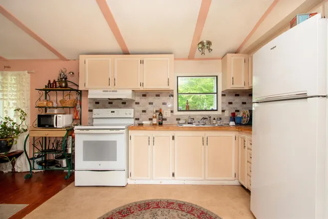 $247,000 | 758 Houghton Bridge Road, St. Johnsbury, VT 05819