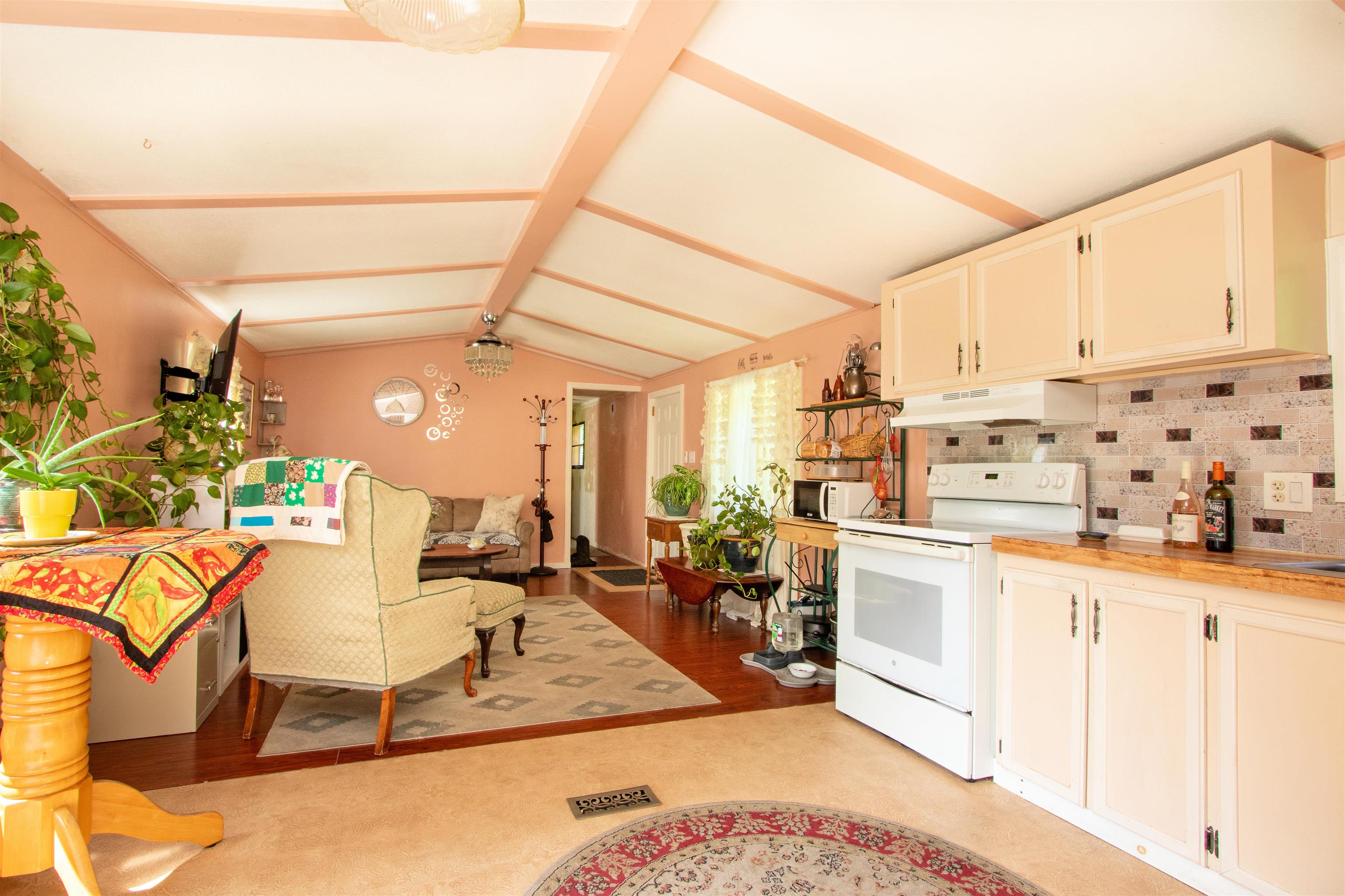 758 Houghton Bridge Road St. Johnsbury, VT 05819 - Photo 12 of 46