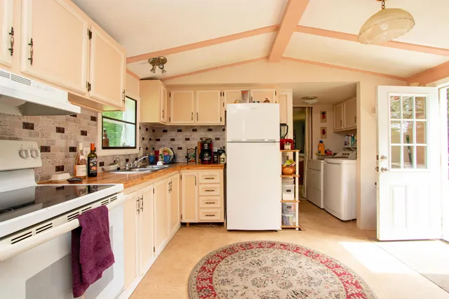 $247,000 | 758 Houghton Bridge Road, St. Johnsbury, VT 05819