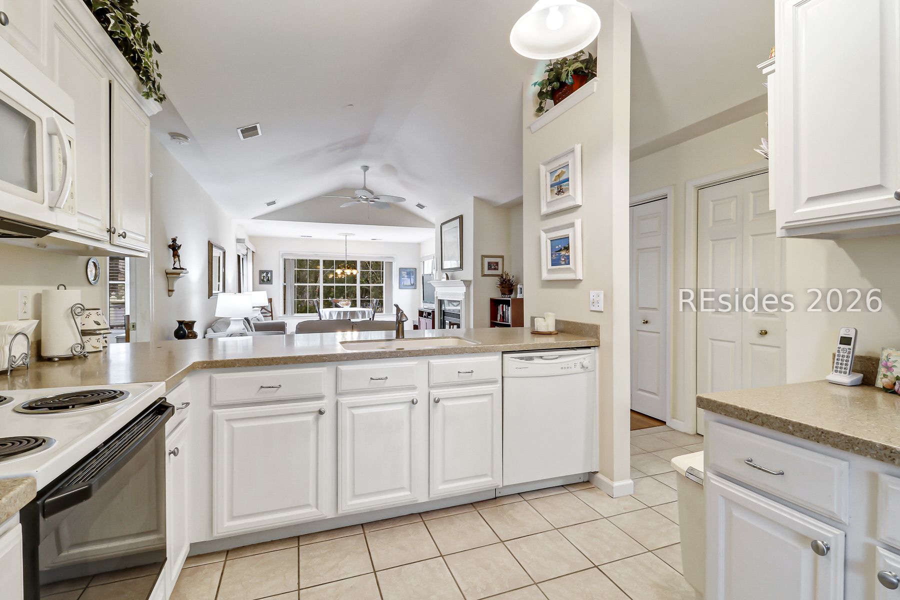 30 Valencia Road, Unit 10B Hilton Head Island, SC 29928 - Photo 11 of 34