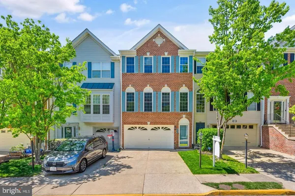 $4,035 | 6708 Ordsall Street, Alexandria, VA 22315