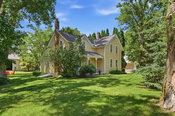$800,000 | 7485 Greenfield Road, Loretto, MN 55357