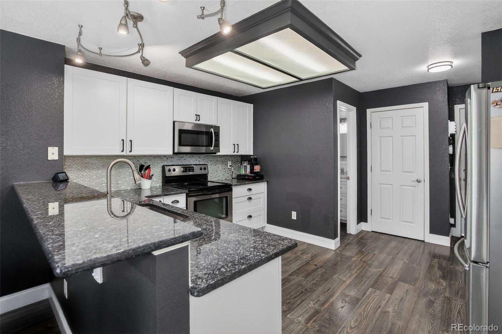 6483 St Vrain Ranch Boulevard Firestone, CO 80504 - Photo 7 of 25