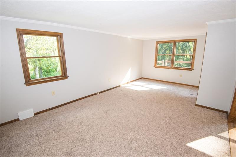 85 McClure Road Cheswick, PA 15024 - Photo 4 of 25 Additional view of living room.