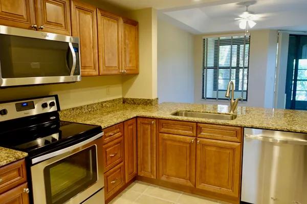 $345,000 | 5190 Southeast Seascape Way, Unit 103, Stuart, FL 34997