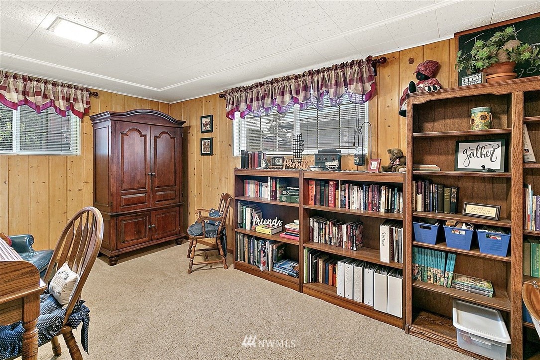 2225 Northeast 16th Street Renton, WA 98056 - Photo 22 of 38
