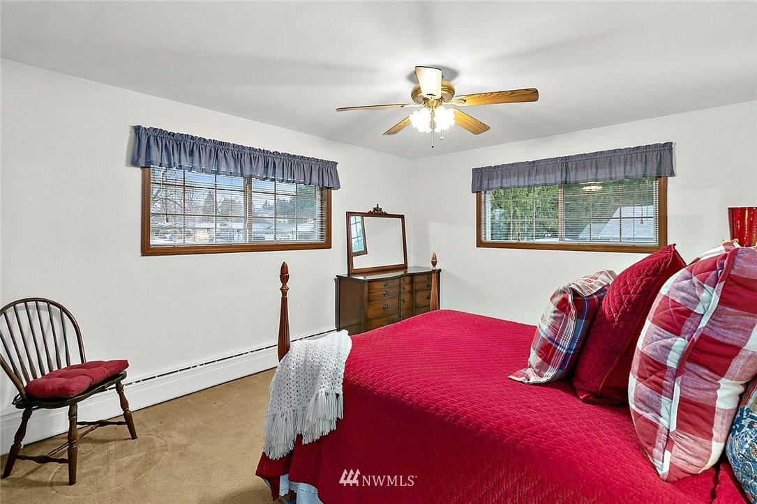 2225 Northeast 16th Street Renton, WA 98056 - Photo 28 of 38