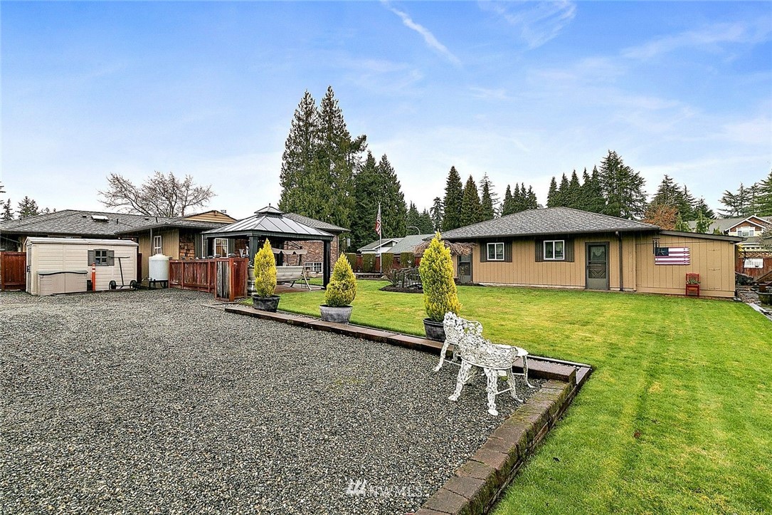 2225 Northeast 16th Street Renton, WA 98056 - Photo 34 of 38