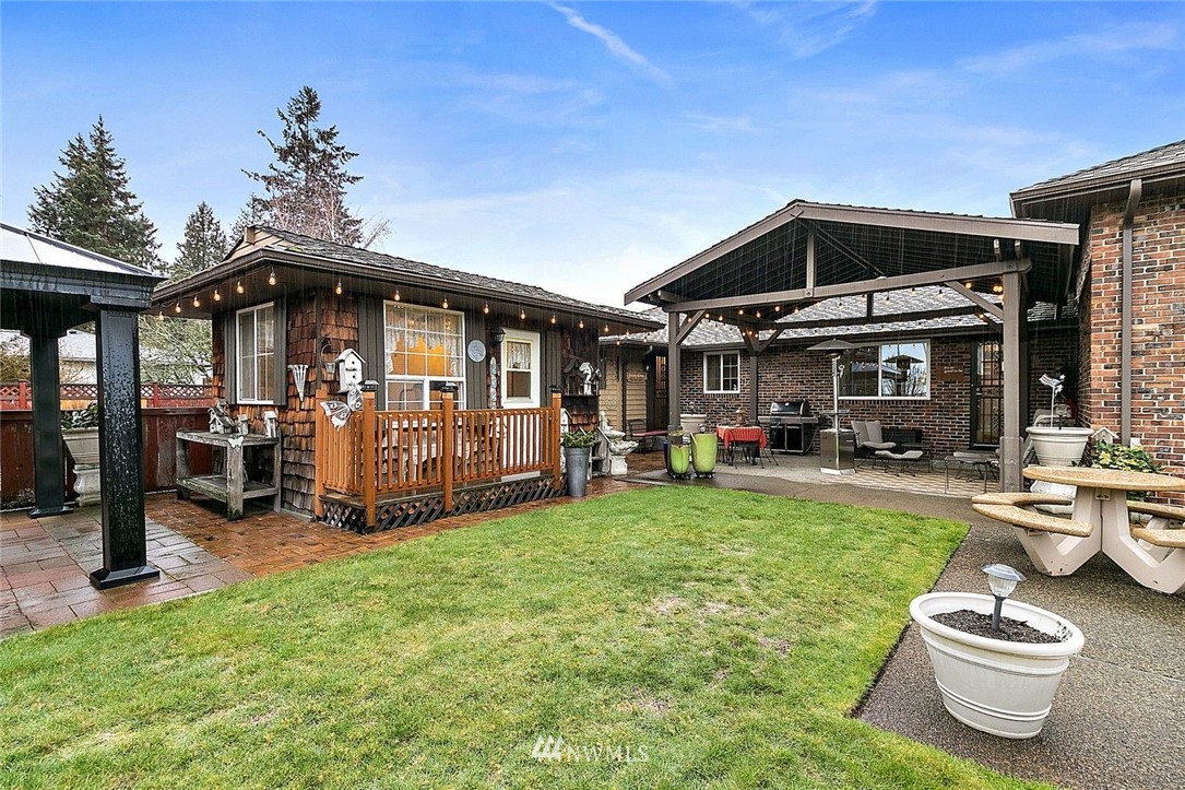 2225 Northeast 16th Street Renton, WA 98056 - Photo 35 of 38