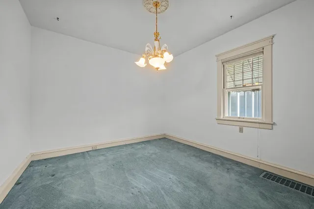 $325,000 | 142 Cottage Avenue, Carpentersville, IL 60110