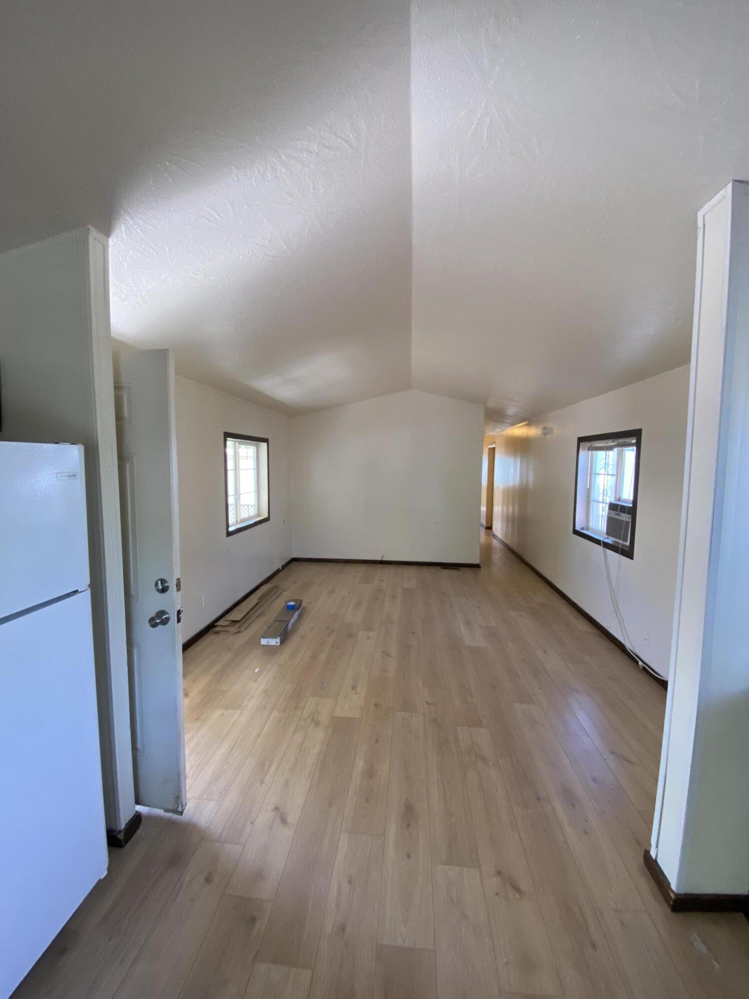2385 Table Rock Road, Unit 63 Medford, OR 97501 - Photo 7 of 16 IMG_2056