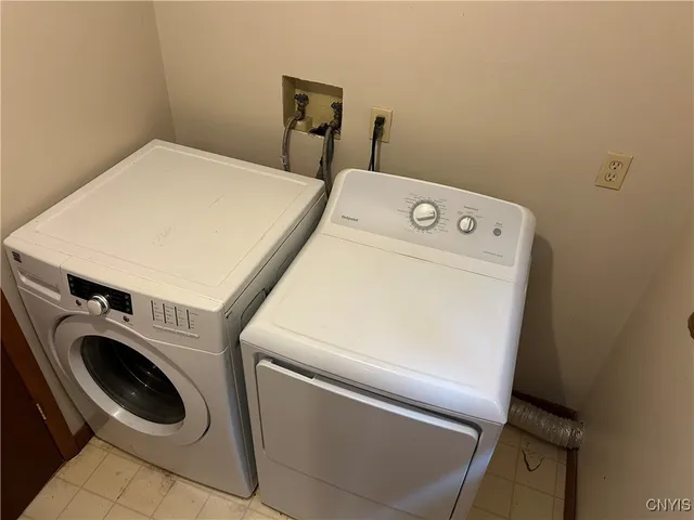 $100,000 | 41 West Van Buren Street, Oswego, NY 13126