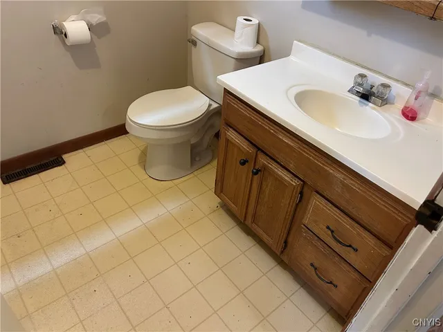 $100,000 | 41 West Van Buren Street, Oswego, NY 13126