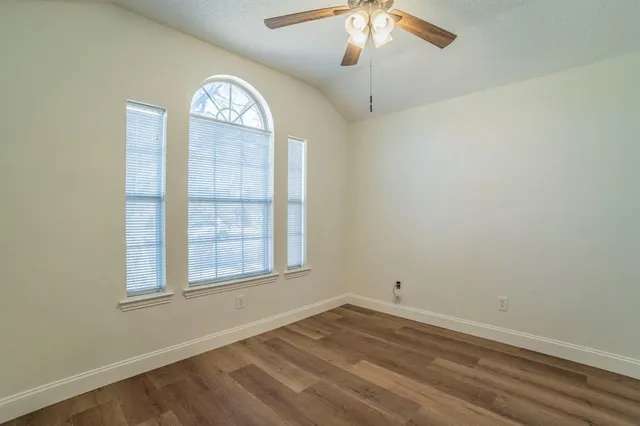 $2,300 | 1612 Niagara Boulevard, Lewisville, TX 75077