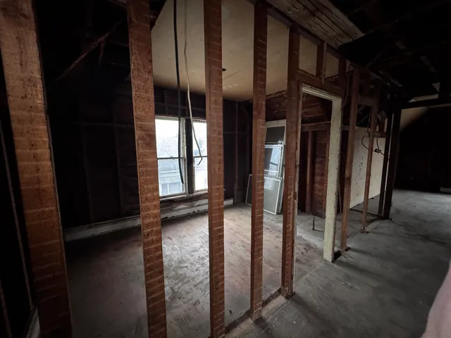 $89,900 | 1523 Geneva Street, Racine, WI 53404