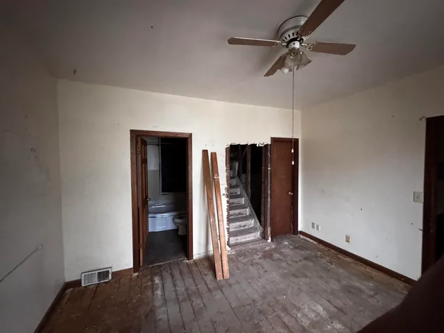 $89,900 | 1523 Geneva Street, Racine, WI 53404