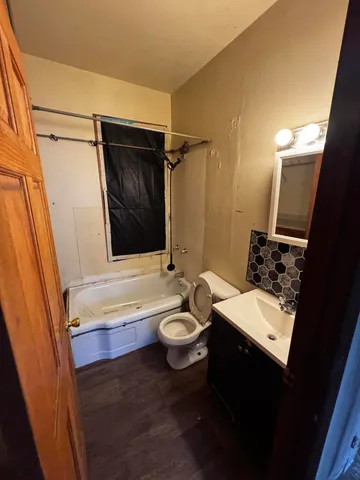 $89,900 | 1523 Geneva Street, Racine, WI 53404