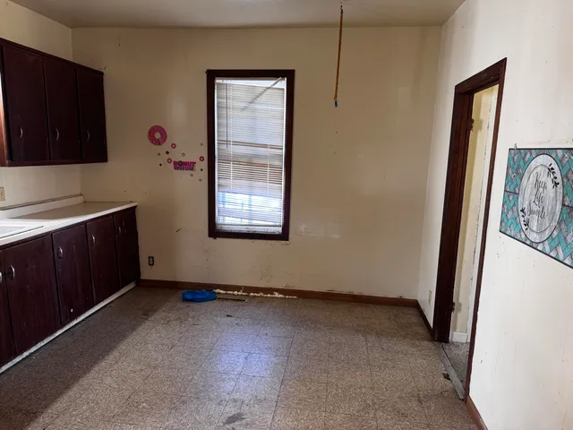 $89,900 | 1523 Geneva Street, Racine, WI 53404