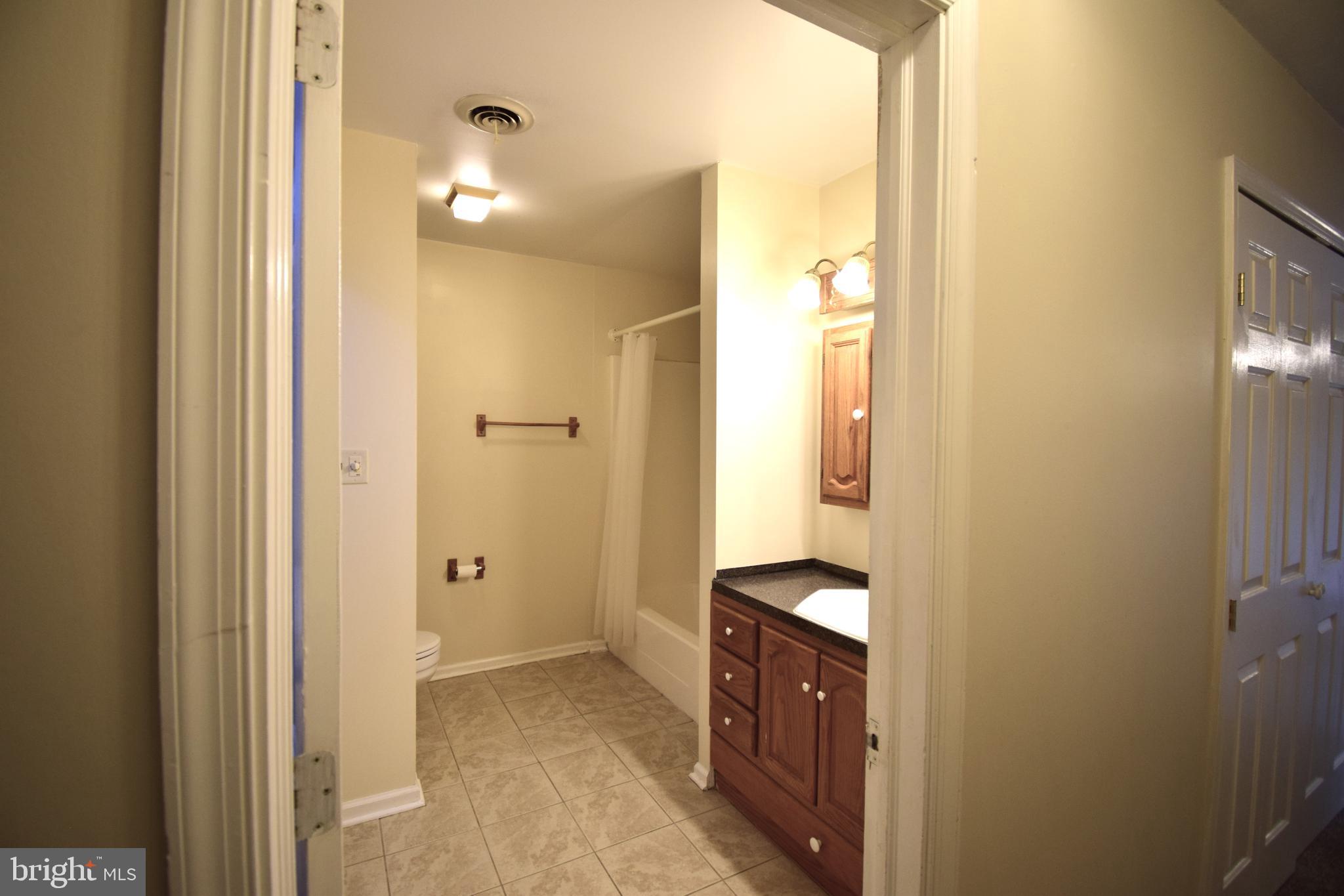 26554 Signboard Road Ruther Glen, VA 22546 - Photo 19 of 24 Full bath