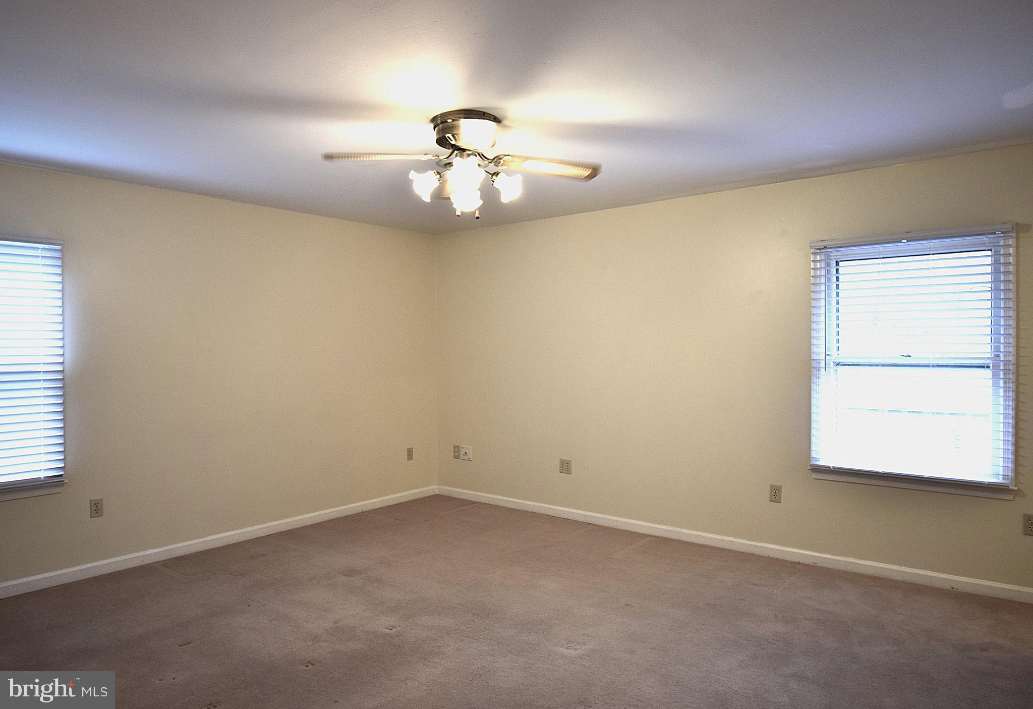 26554 Signboard Road Ruther Glen, VA 22546 - Photo 9 of 24 Primary bedroom