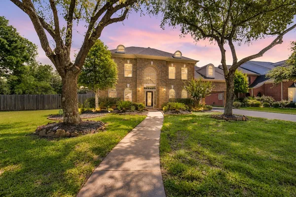 $700,000 | 4711 North Pine Brook Way, Houston, TX 77059